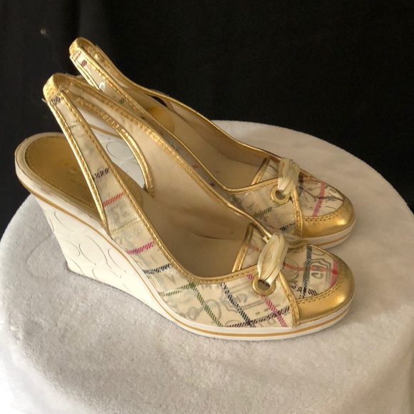 Adorable Coach wedge shoes size 8B - Picture 2 of 6